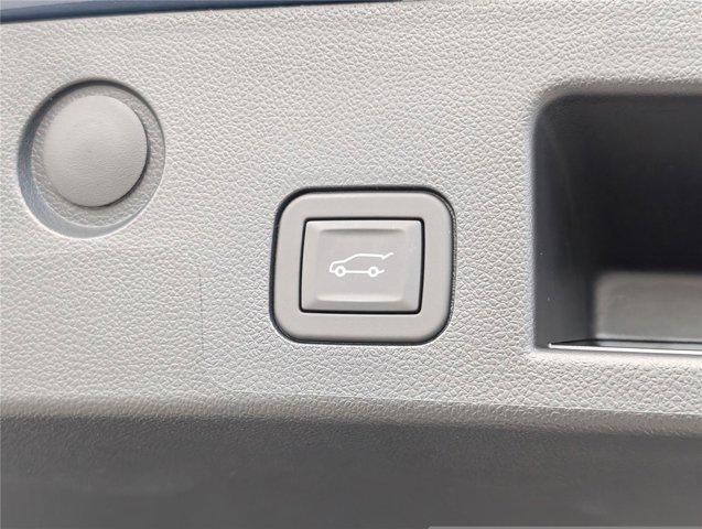 new 2026 Chevrolet Equinox car, priced at $33,610