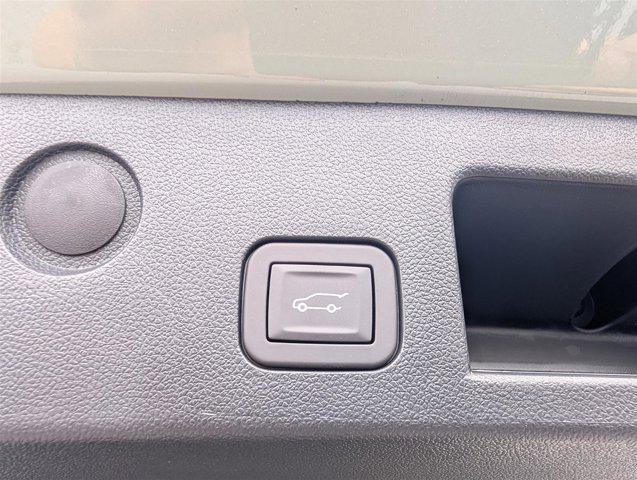 new 2026 Chevrolet Equinox car, priced at $28,895