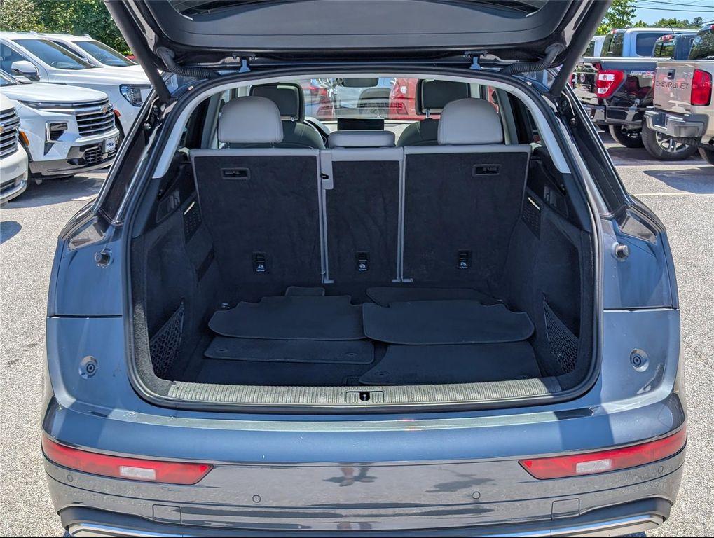 used 2021 Audi Q5 car, priced at $18,799