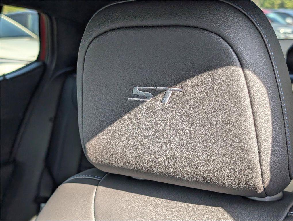 new 2026 Buick Envista car, priced at $29,169