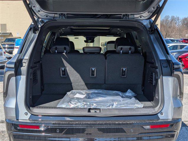 new 2026 Chevrolet Traverse car, priced at $55,895