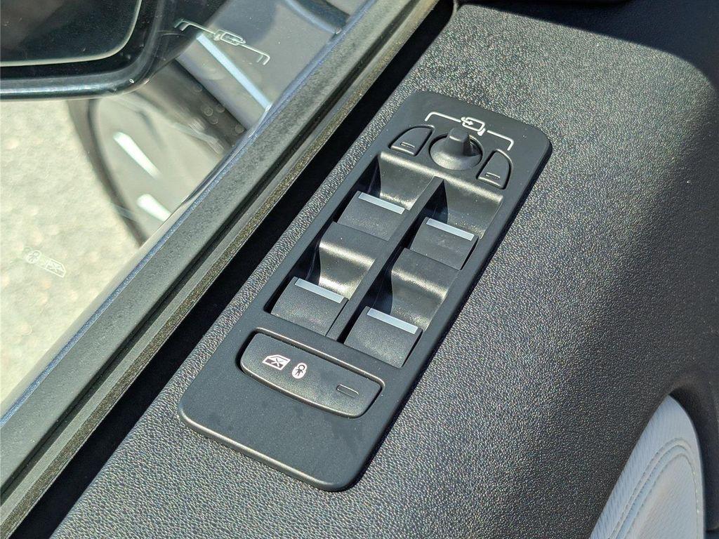 used 2022 Land Rover Discovery Sport car, priced at $24,299
