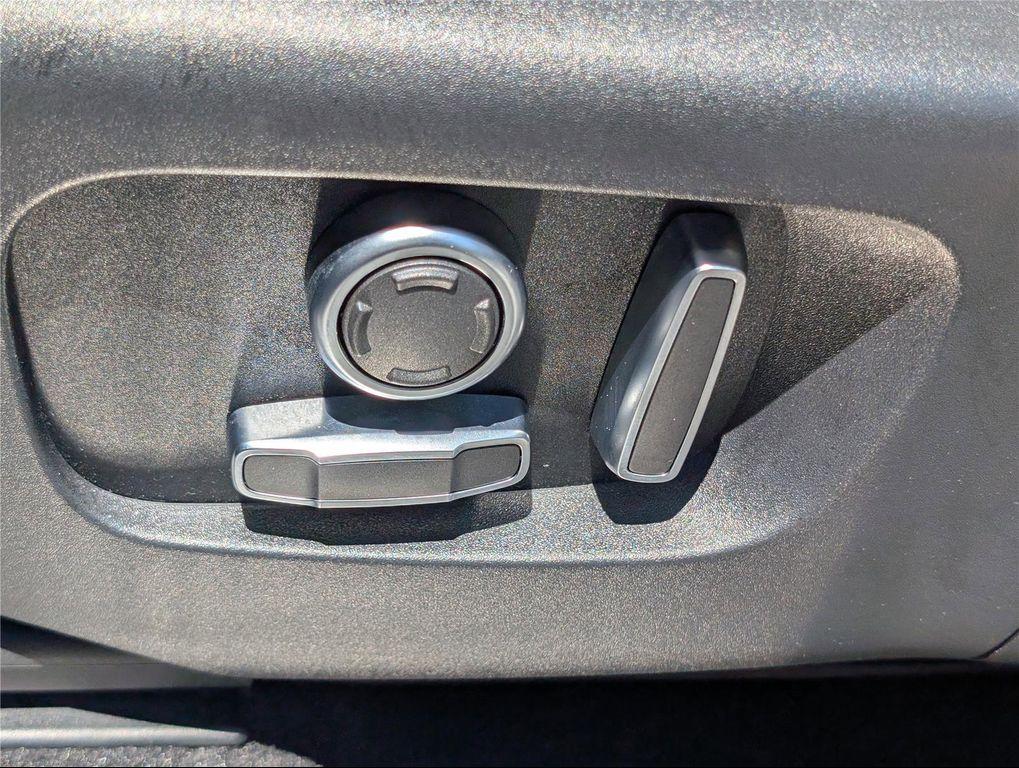 used 2022 Land Rover Discovery Sport car, priced at $25,799