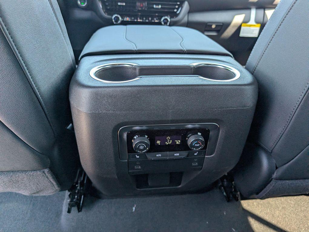 new 2026 Chevrolet Suburban car, priced at $71,379