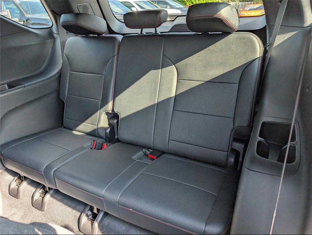 used 2024 Chevrolet Traverse car, priced at $47,799