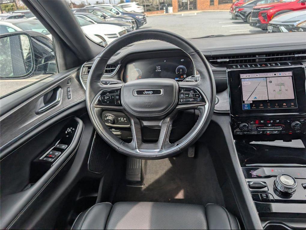 used 2022 Jeep Grand Cherokee car, priced at $31,799