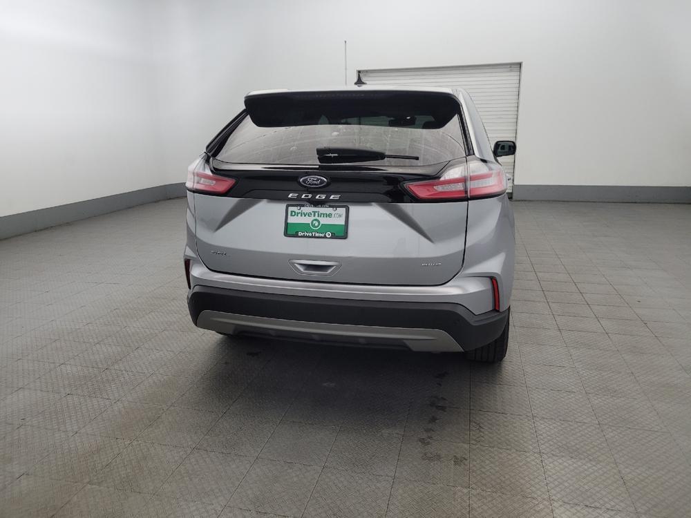 used 2024 Ford Edge car, priced at $26,195