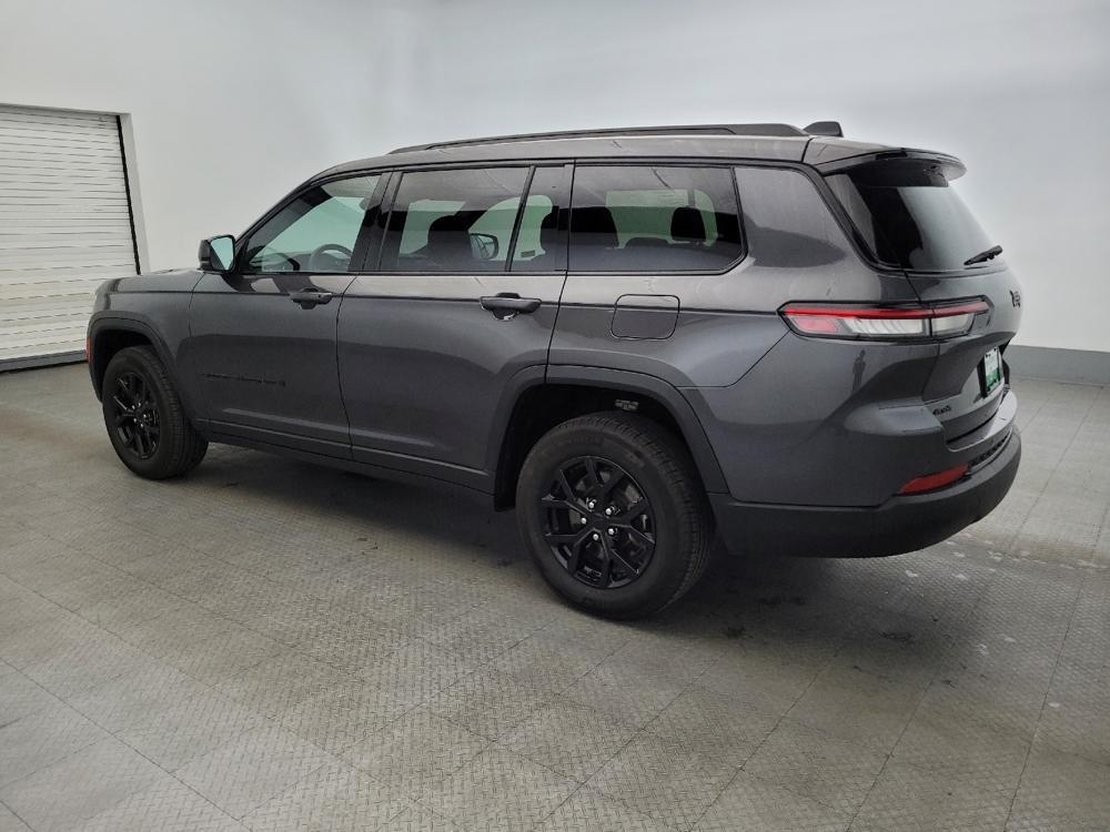 used 2024 Jeep Grand Cherokee L car, priced at $31,095