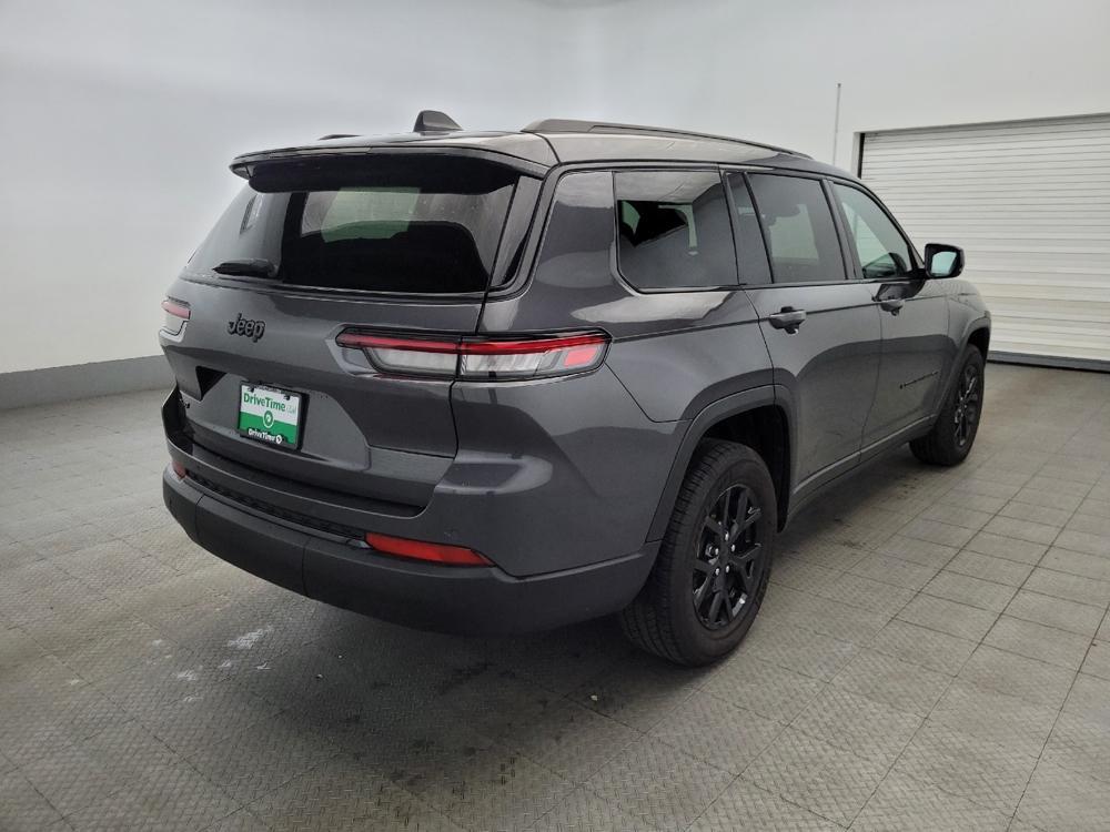 used 2024 Jeep Grand Cherokee L car, priced at $31,095