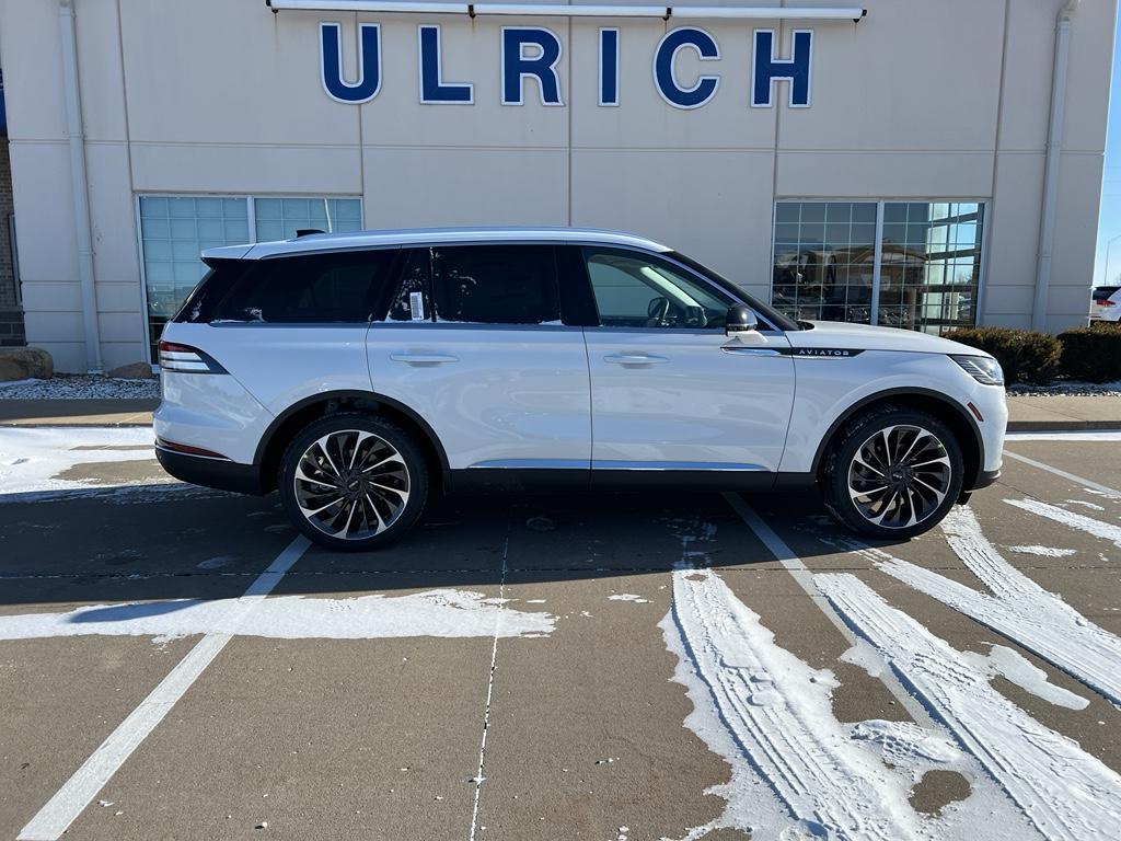 new 2026 Lincoln Aviator car, priced at $80,150