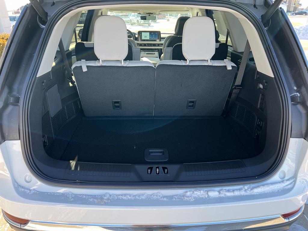 new 2026 Lincoln Aviator car, priced at $80,150