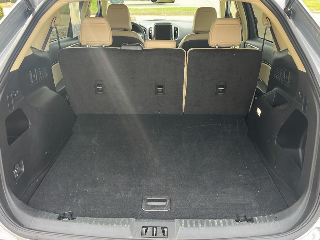 used 2024 Ford Edge car, priced at $25,490