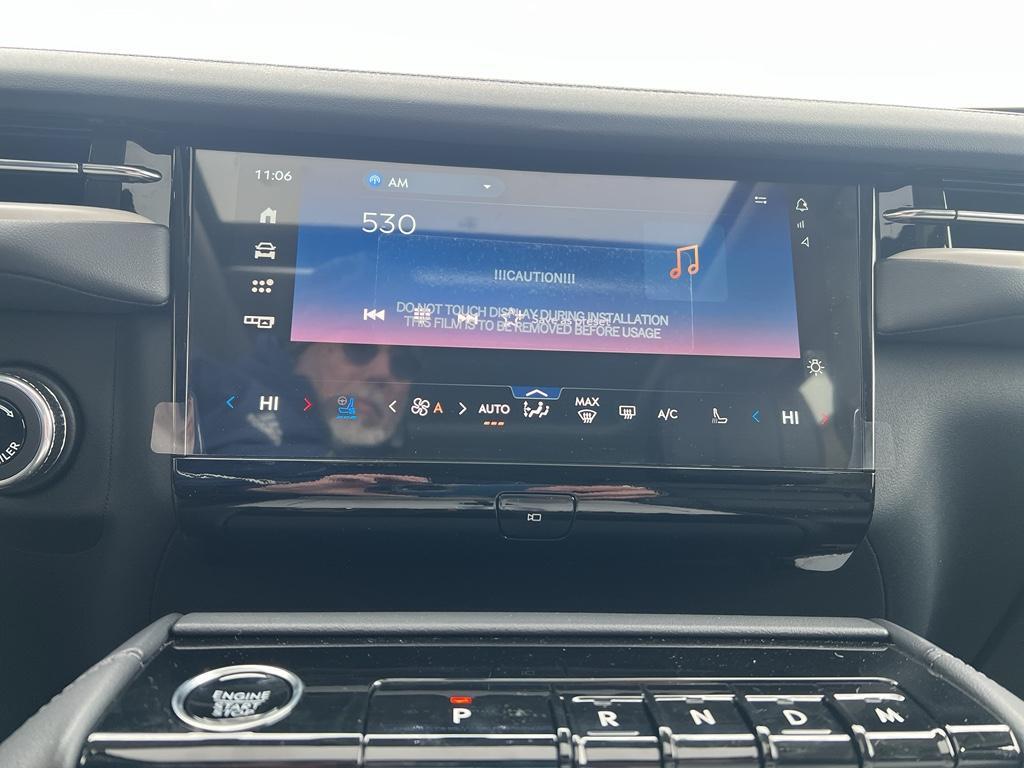 new 2025 Lincoln Navigator car, priced at $101,585