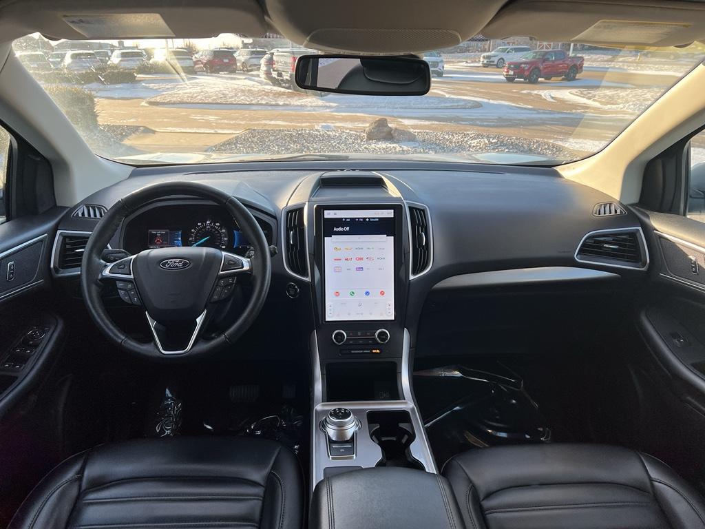 used 2024 Ford Edge car, priced at $25,450