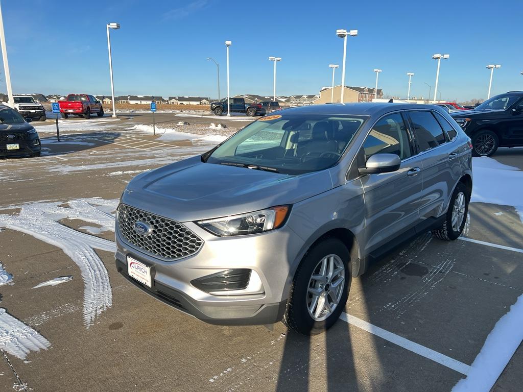used 2024 Ford Edge car, priced at $25,450