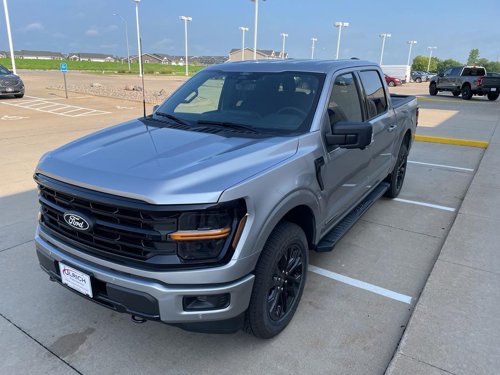 new 2025 Ford F-150 car, priced at $60,768