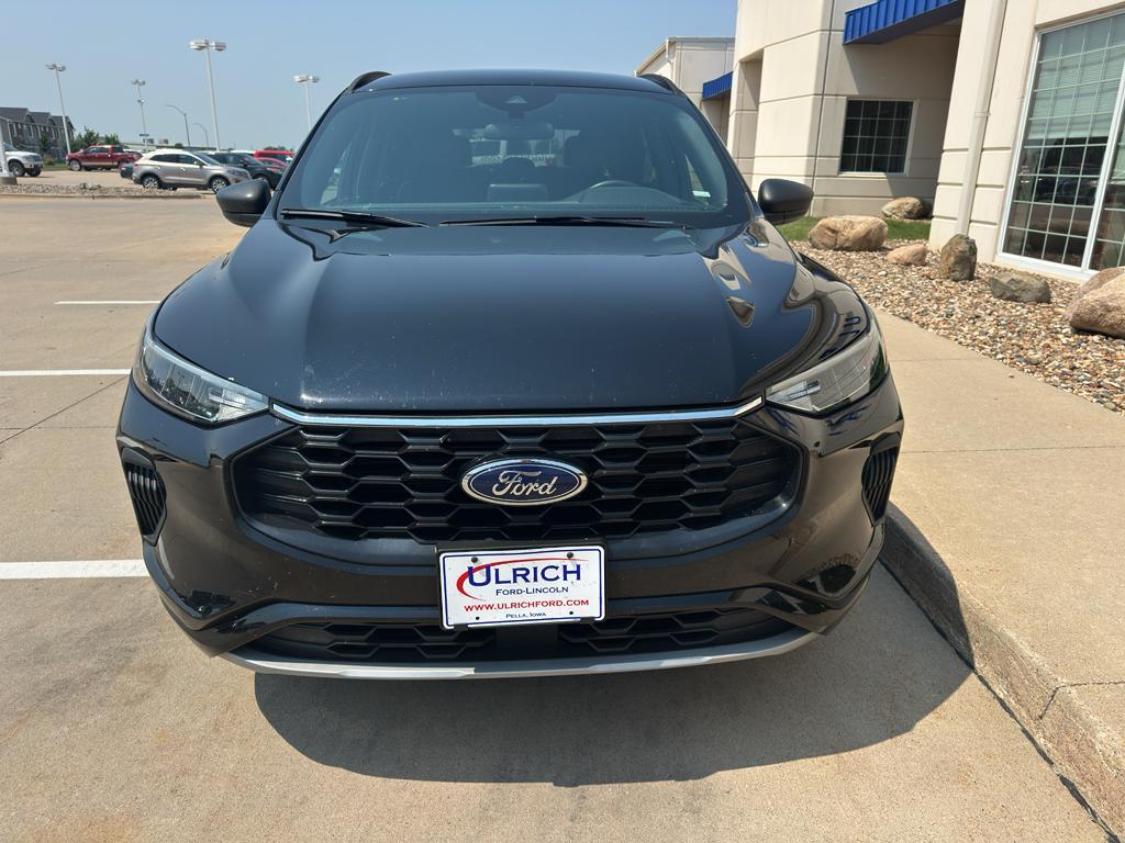 used 2023 Ford Escape car, priced at $21,825