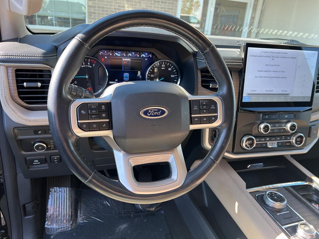 used 2024 Ford Expedition car, priced at $49,652