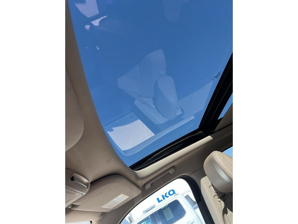 used 2024 Ford Expedition car, priced at $49,652