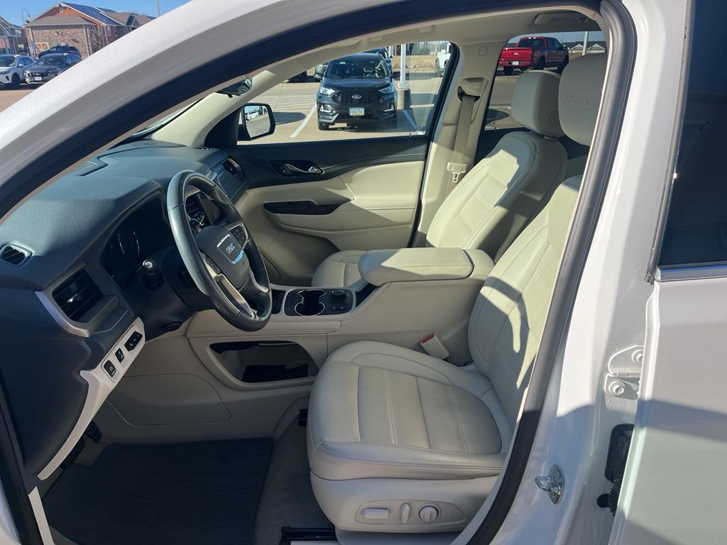 used 2021 GMC Acadia car, priced at $28,711