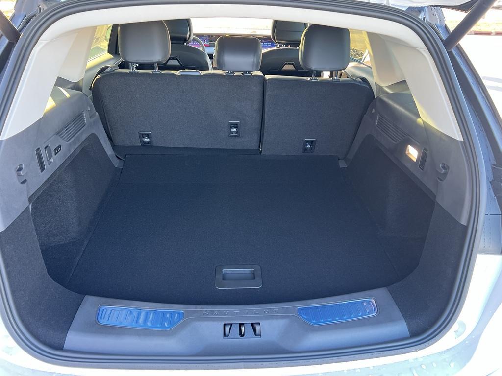 new 2026 Lincoln Nautilus car, priced at $72,840