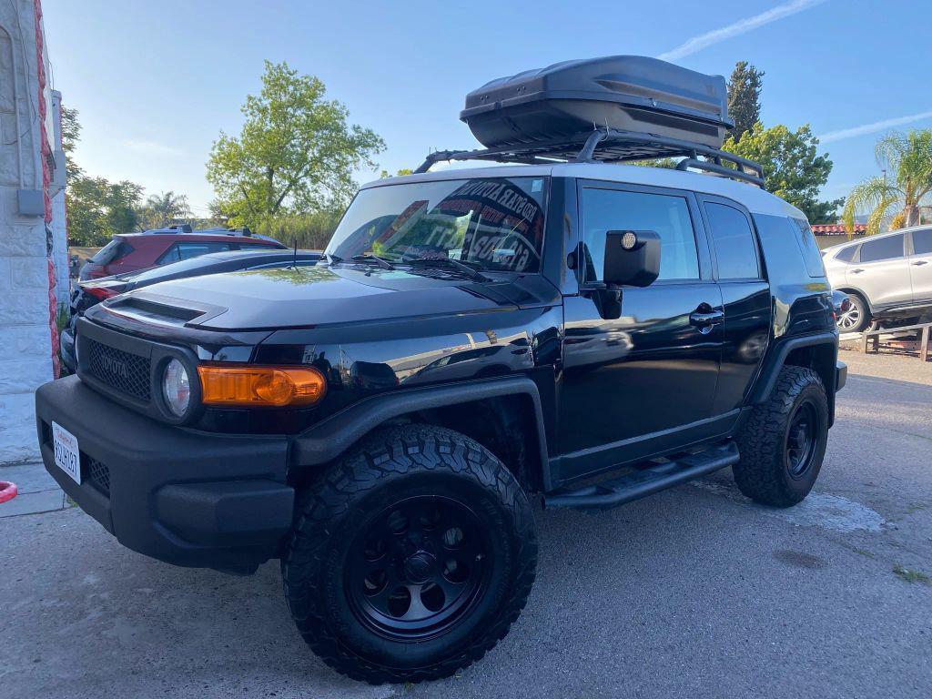 used 2014 Toyota FJ Cruiser car, priced at $23,995