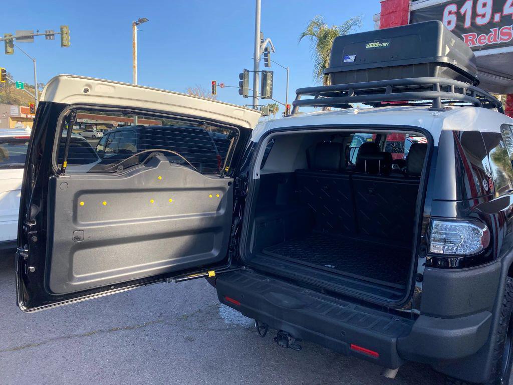 used 2014 Toyota FJ Cruiser car, priced at $23,995