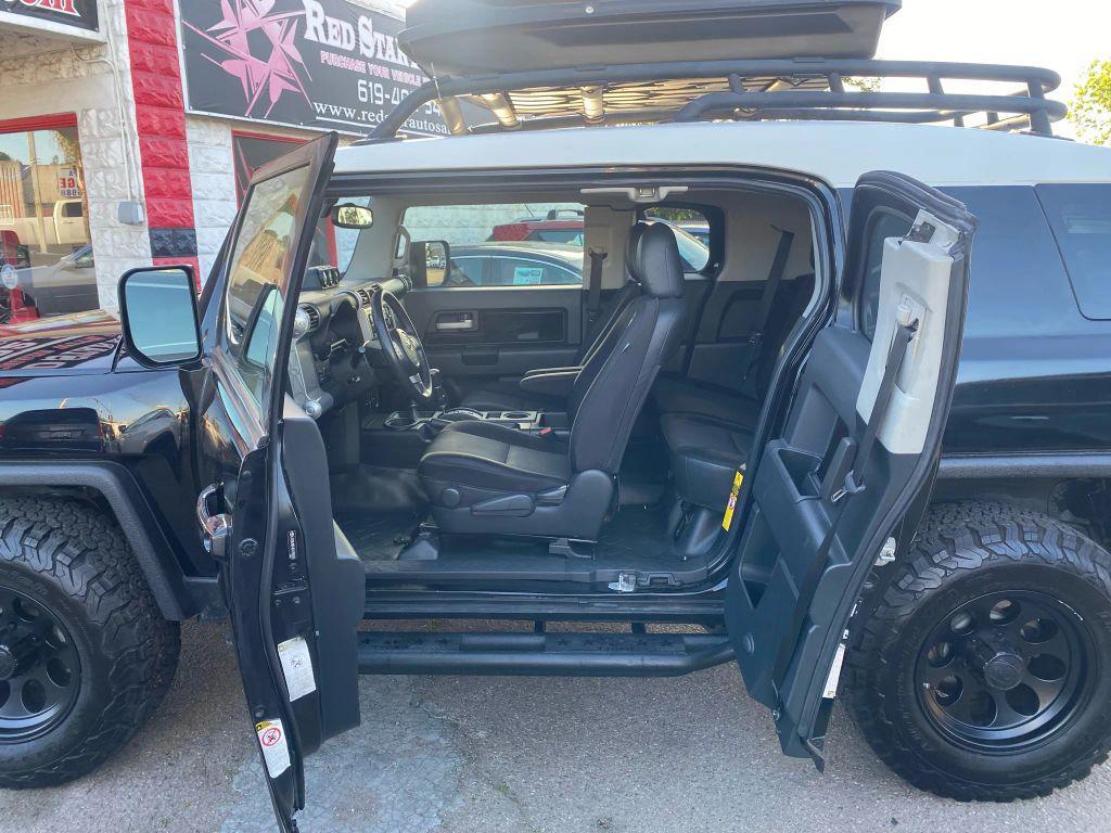 used 2014 Toyota FJ Cruiser car, priced at $23,995