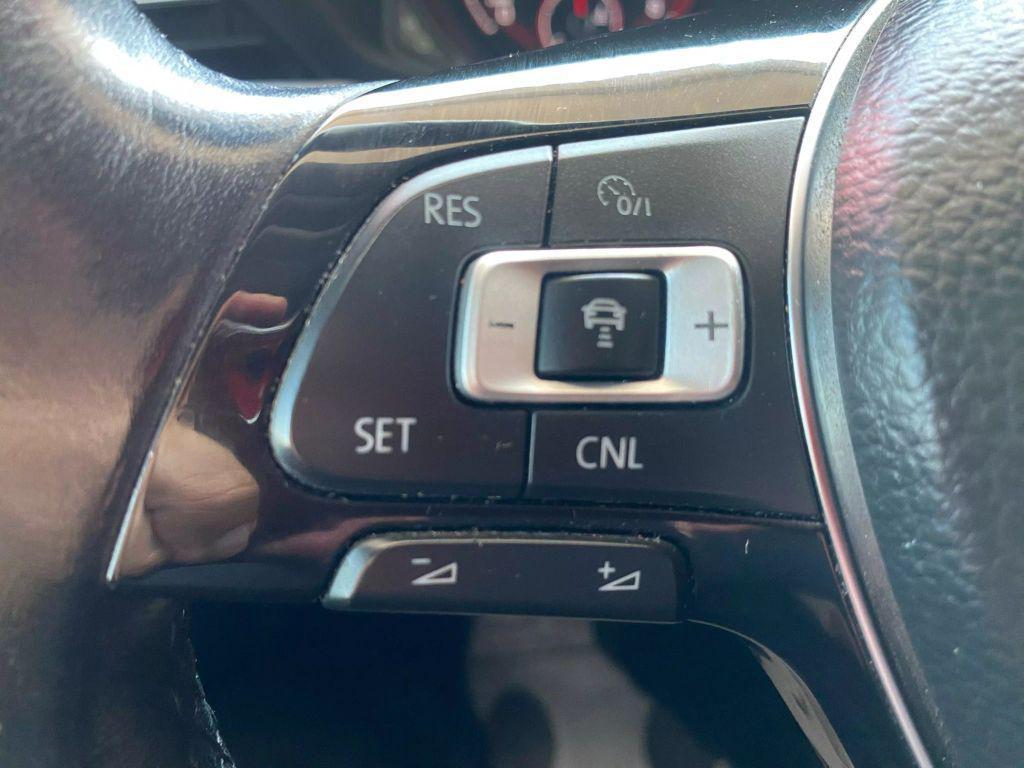 Reflex Silver Metallic 2020 Volkswagen Passat 2.0T SE