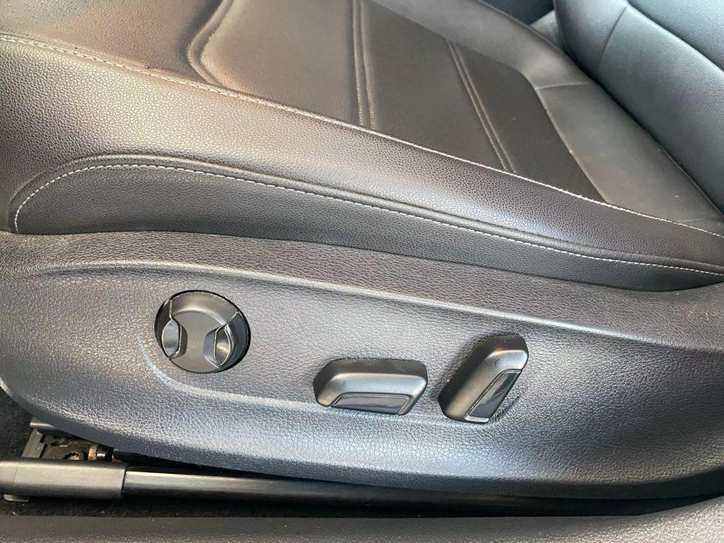 Reflex Silver Metallic 2020 Volkswagen Passat 2.0T SE