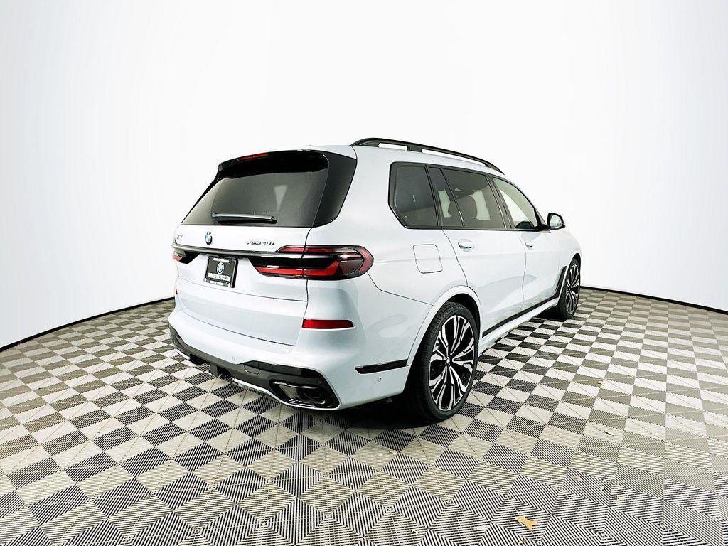 new 2026 BMW X7 car, priced at $108,505