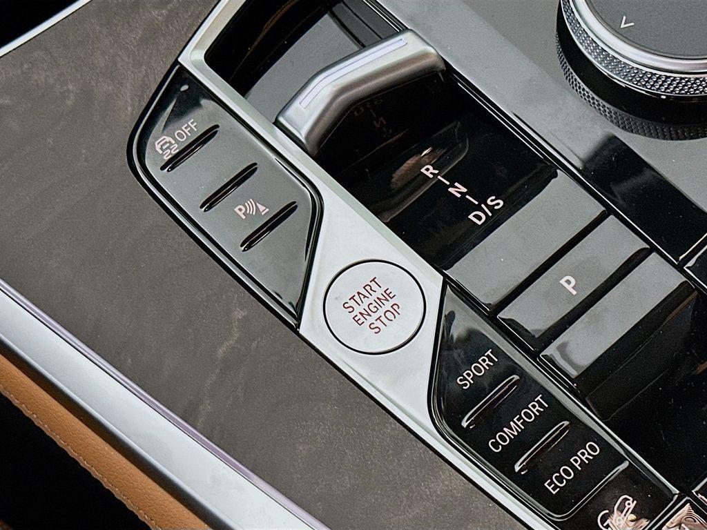 new 2026 BMW X7 car, priced at $97,400