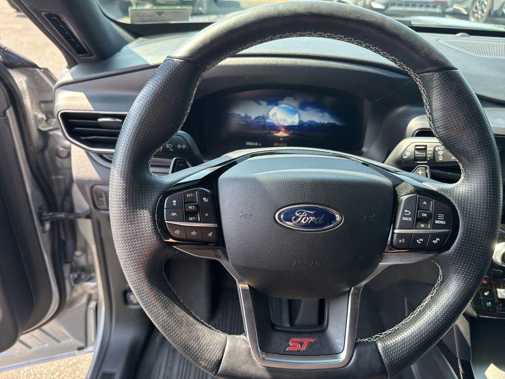 used 2021 Ford Explorer car, priced at $33,999