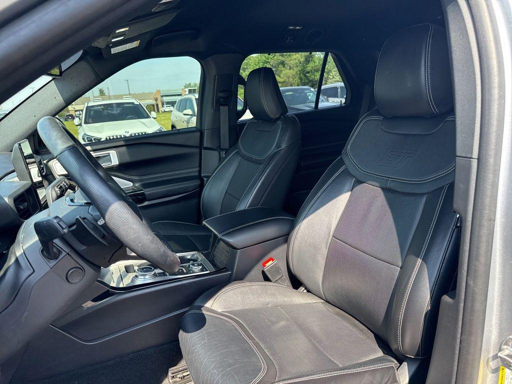 used 2021 Ford Explorer car, priced at $33,999