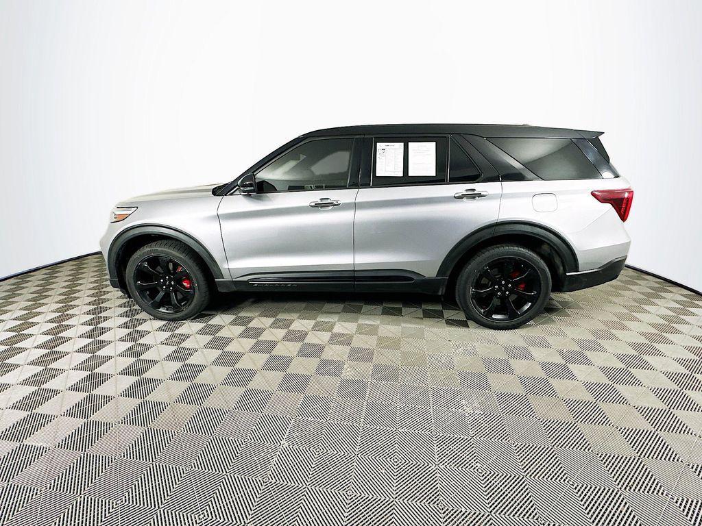 used 2021 Ford Explorer car, priced at $31,904