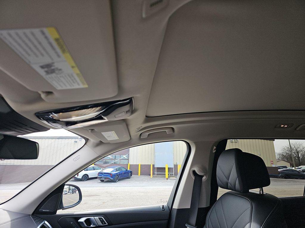 used 2025 BMW X7 car, priced at $76,325