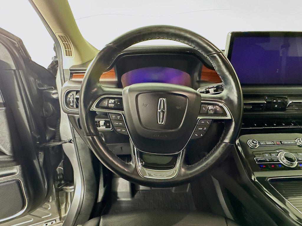 used 2022 Lincoln Nautilus car, priced at $29,999