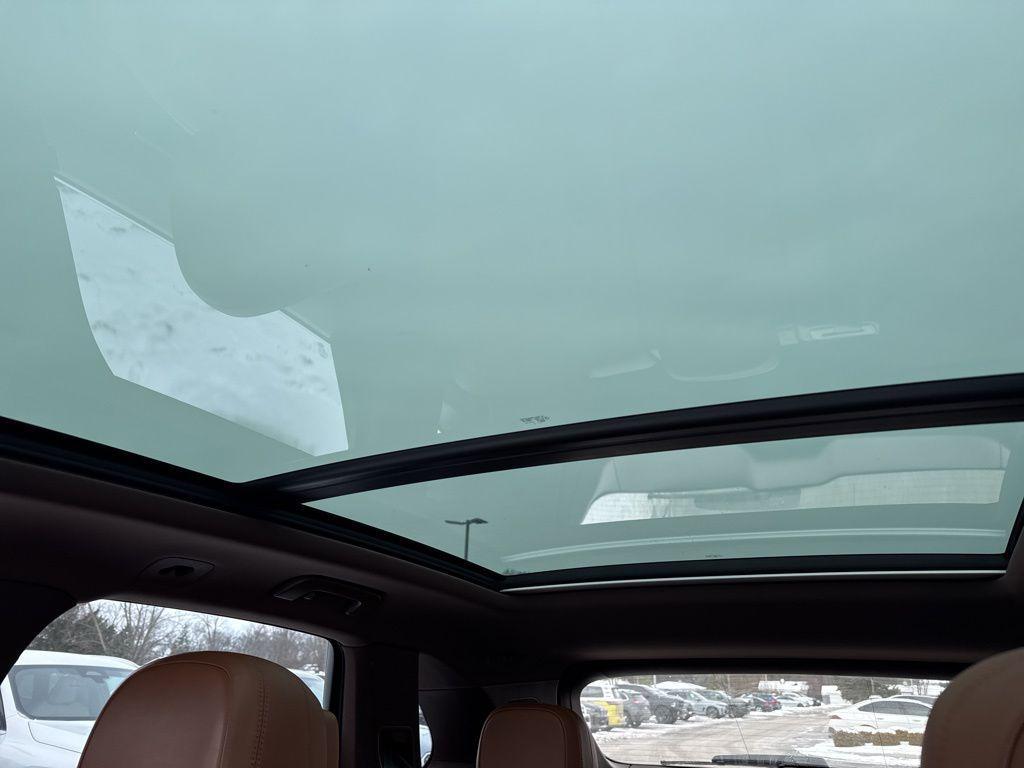 used 2019 Porsche Cayenne car, priced at $36,929