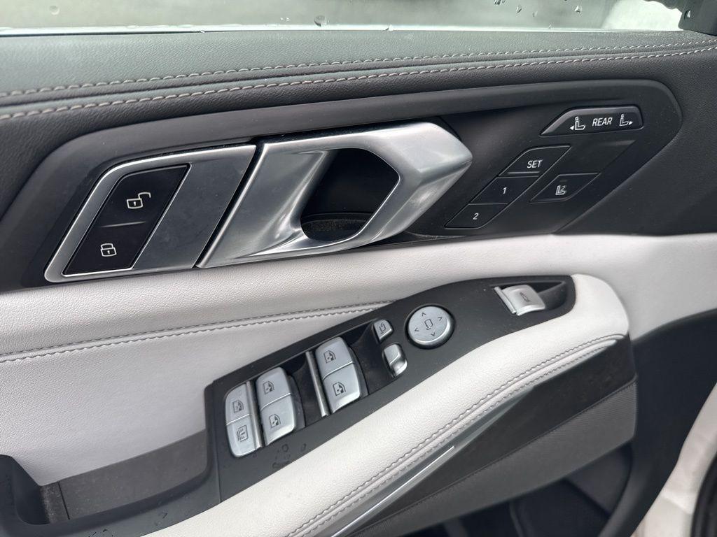 used 2023 BMW X7 car, priced at $61,922