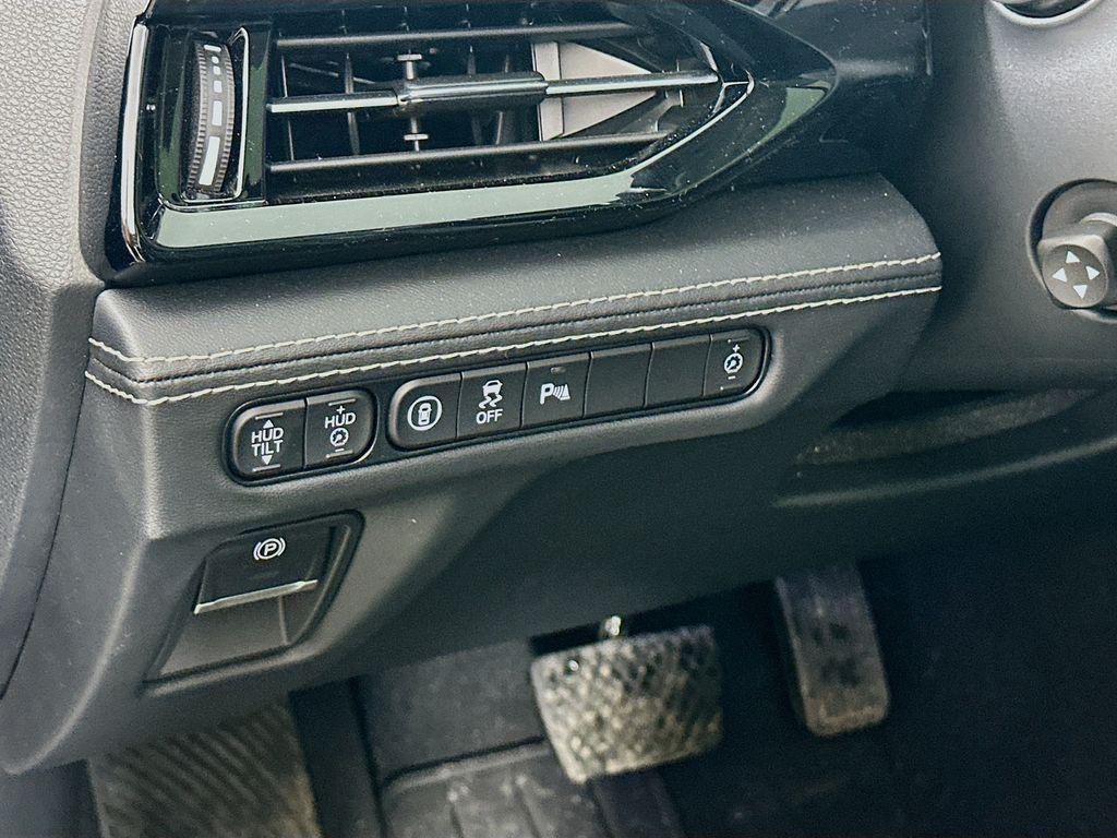 used 2025 Acura MDX car, priced at $56,499