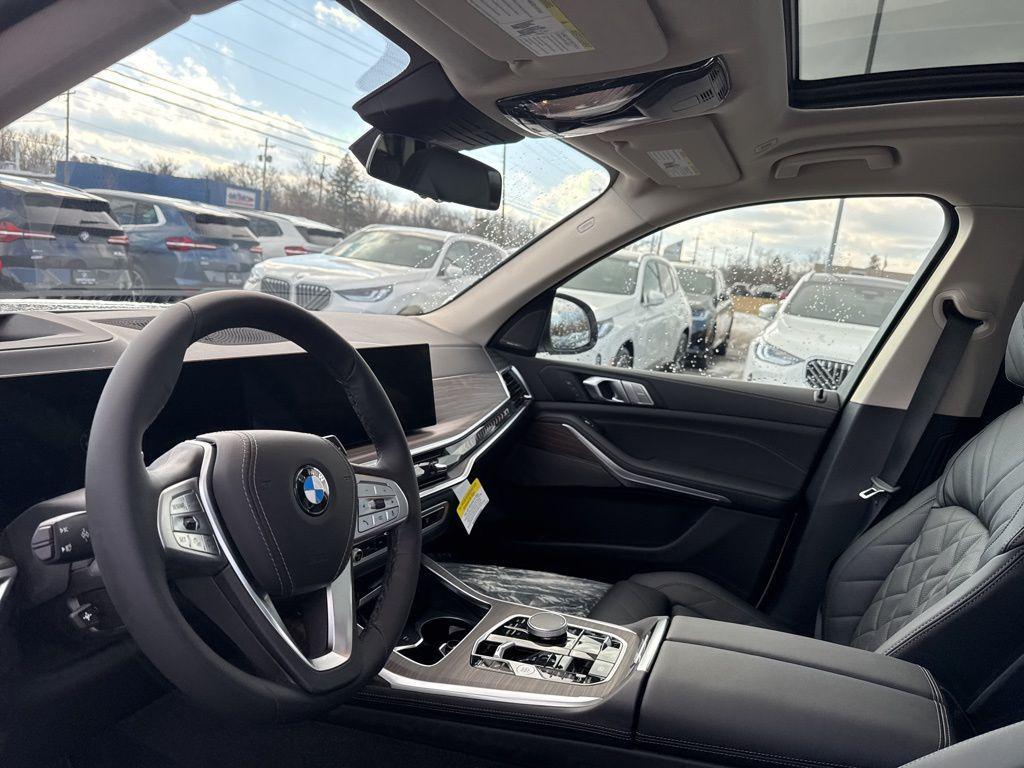 new 2026 BMW X7 car, priced at $94,800