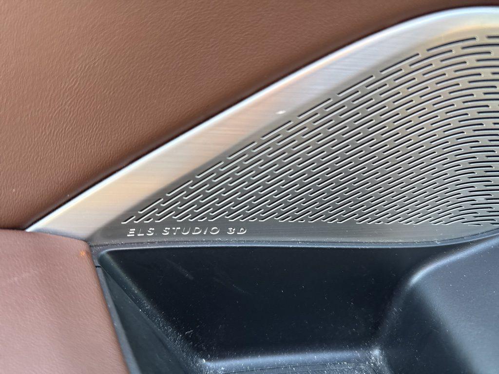 used 2023 Acura MDX car, priced at $36,055