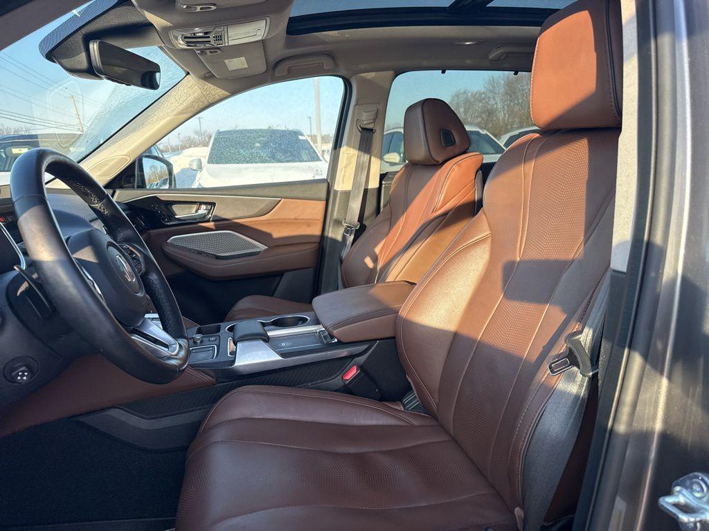 used 2023 Acura MDX car, priced at $36,055
