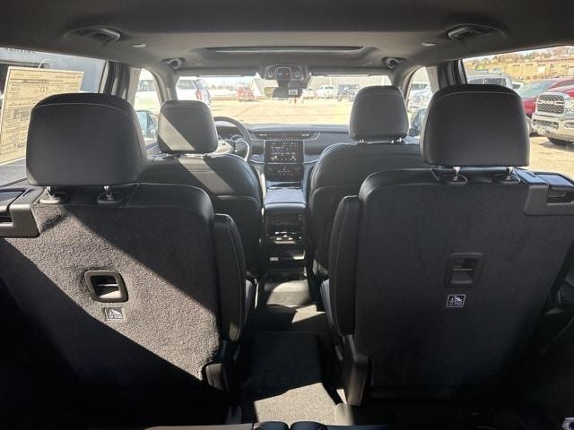 new 2025 Jeep Grand Cherokee L car, priced at $37,537