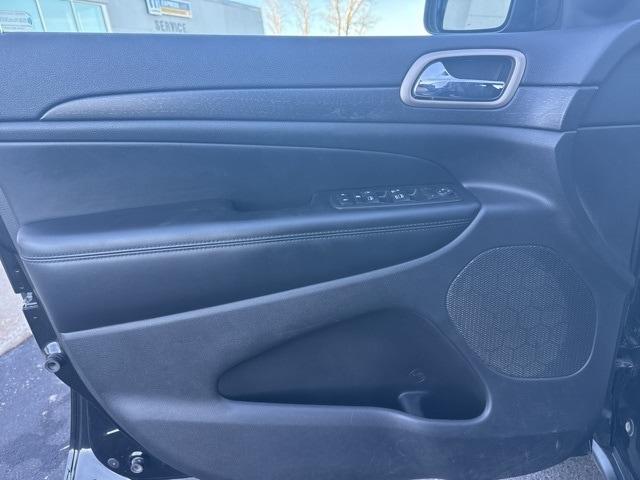 used 2017 Jeep Grand Cherokee car, priced at $15,220