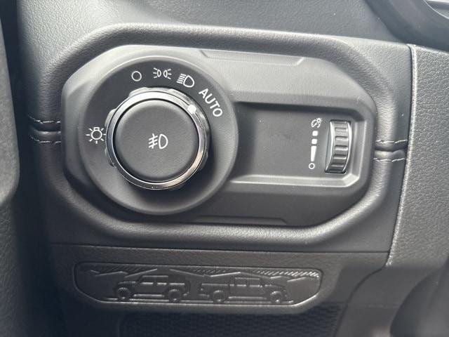 new 2026 Jeep Wrangler car, priced at $53,331