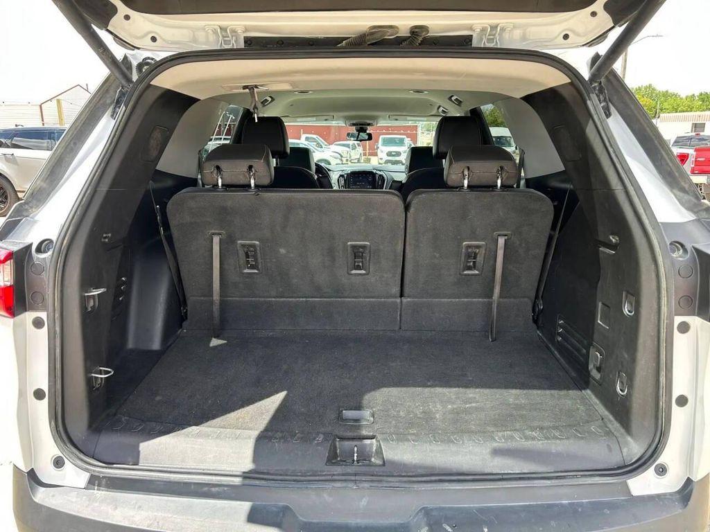 used 2020 Chevrolet Traverse car, priced at $17,995
