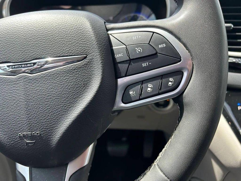 used 2023 Chrysler Pacifica car, priced at $25,595