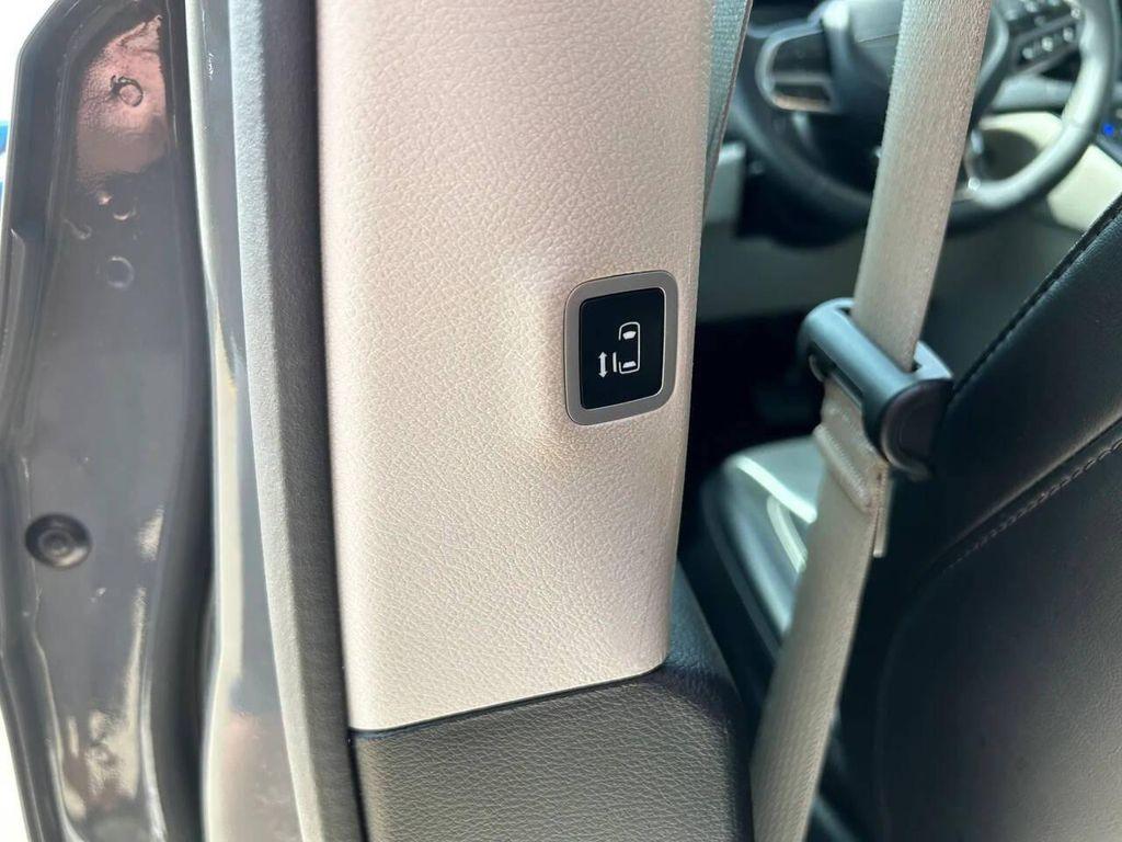 used 2023 Chrysler Pacifica car, priced at $25,595