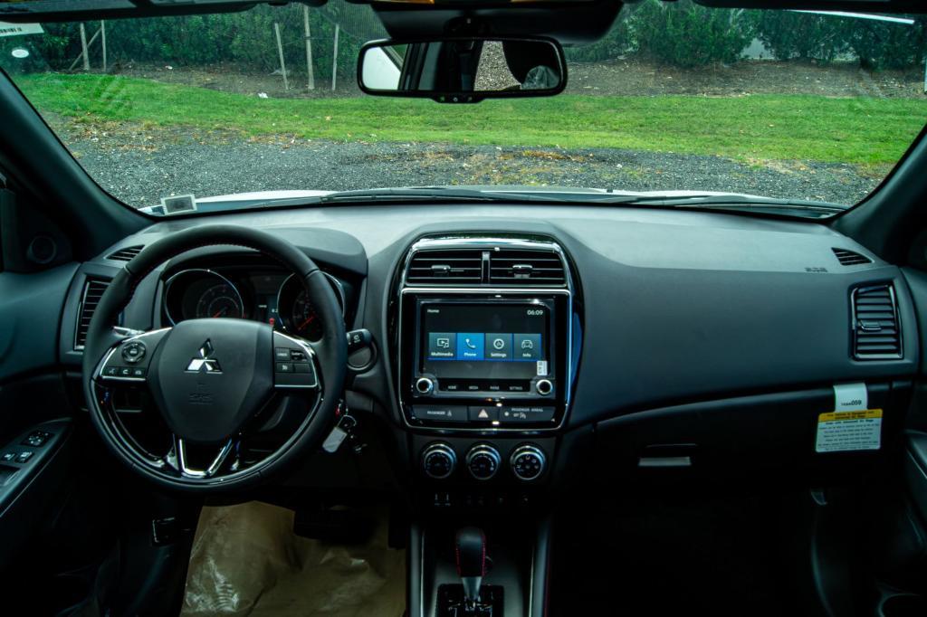 new 2025 Mitsubishi Outlander Sport car, priced at $31,238